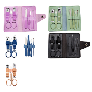 Set de Manicura y Pedicura de Lujo 7 en 1, Cortaúñas de Acero al Carbono, Lima, Tijeras, con Estuche de PU - Product Image 1