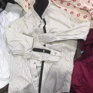 Stock <span class=keywords><strong>de</strong></span> ropa usada para hombre, camisas <span class=keywords><strong>de</strong></span> segunda mano para hombre, mezcla al por mayor, camisa <span class=keywords><strong>de</strong></span> manga corta larga para hombre en fardos - Product Image 4