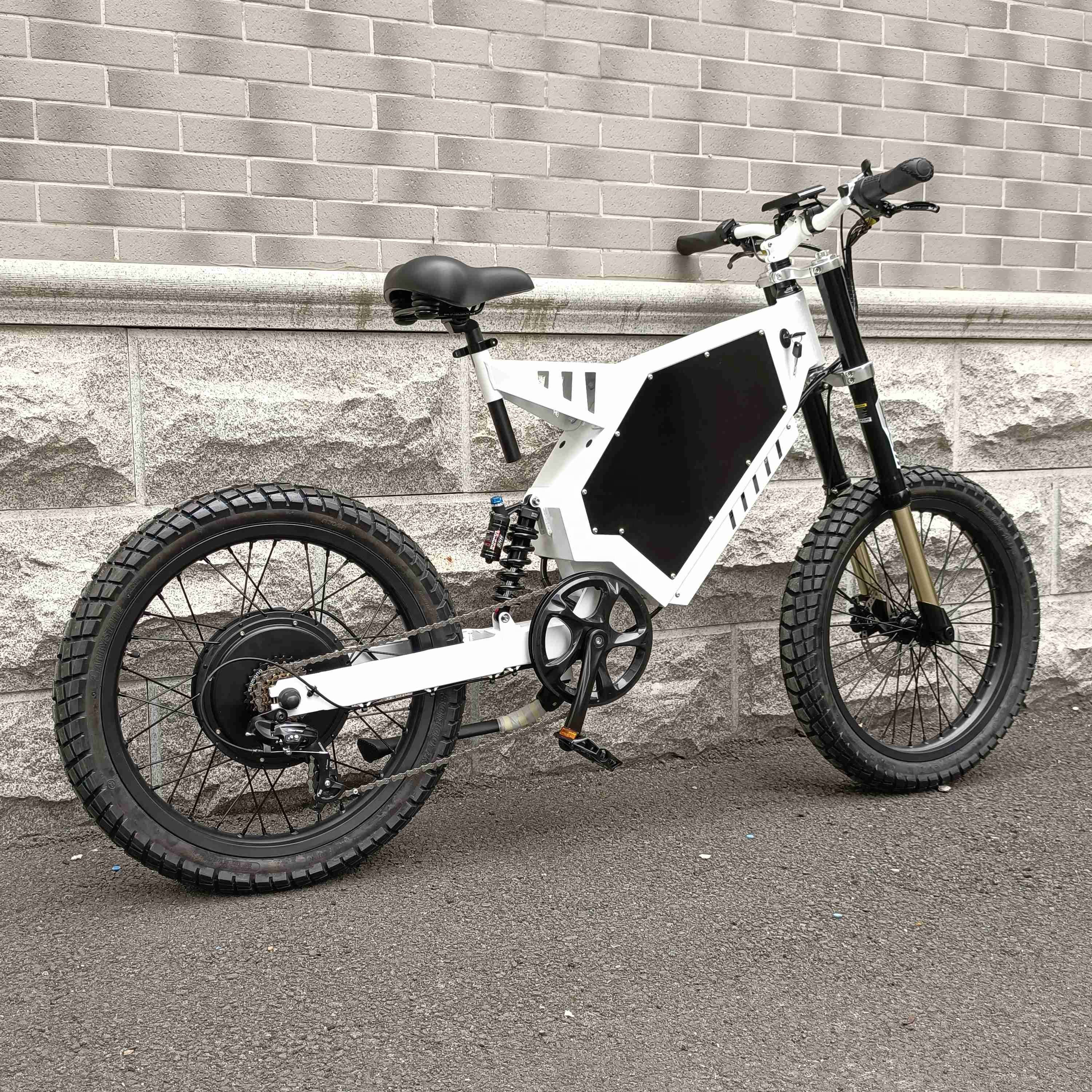 新しいデザイン大人のスーパーパワー電動バイク72v 12000w 15000w