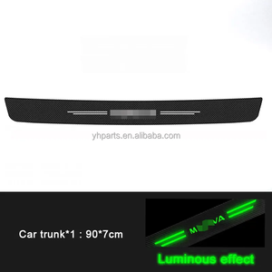 Logo de voiture lumineux porte de coffre arrière <span class=keywords><strong>Film</strong></span> de protection anti-rayures autocollants de seuil seuil bande lumineuse accessoires de voiture CDS1 - Product Image 4