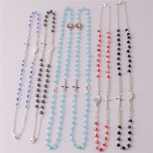 Collana <span class=keywords><strong>da</strong></span> <span class=keywords><strong>donna</strong></span> con catena di perle di vetro <span class=keywords><strong>da</strong></span> 4mm con <span class=keywords><strong>rosario</strong></span> blu cattolico di nuovo Design con croce e medaglia religiosa - Product Image 6