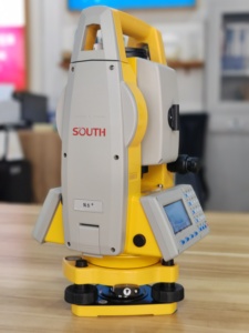 Station totale SOUTH N6+ de haute précision avec une précision de 2'' – Instrument de topographie N6+ – Équipement de station totale N6 South N6 GPS Total S - Product Image 5