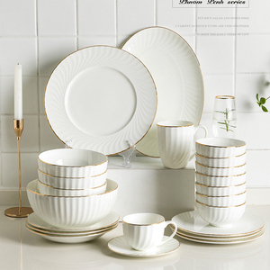 Linea oro bianco <span class=keywords><strong>Bone</strong></span> <span class=keywords><strong>china</strong></span> stoviglie in rilievo matrimonio caricabatterie in ceramica piatto piatto piatto ciotola tazza tazza di caffè liberamente abbinato - Product Image 5