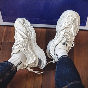 Chaussures de sport épaisses pour hommes, résistantes à l'usure, élastiques, absorbant les chocs, pour la course, l'entraînement en extérieur, le basketball, avec logo personnalisé - Product Image 3