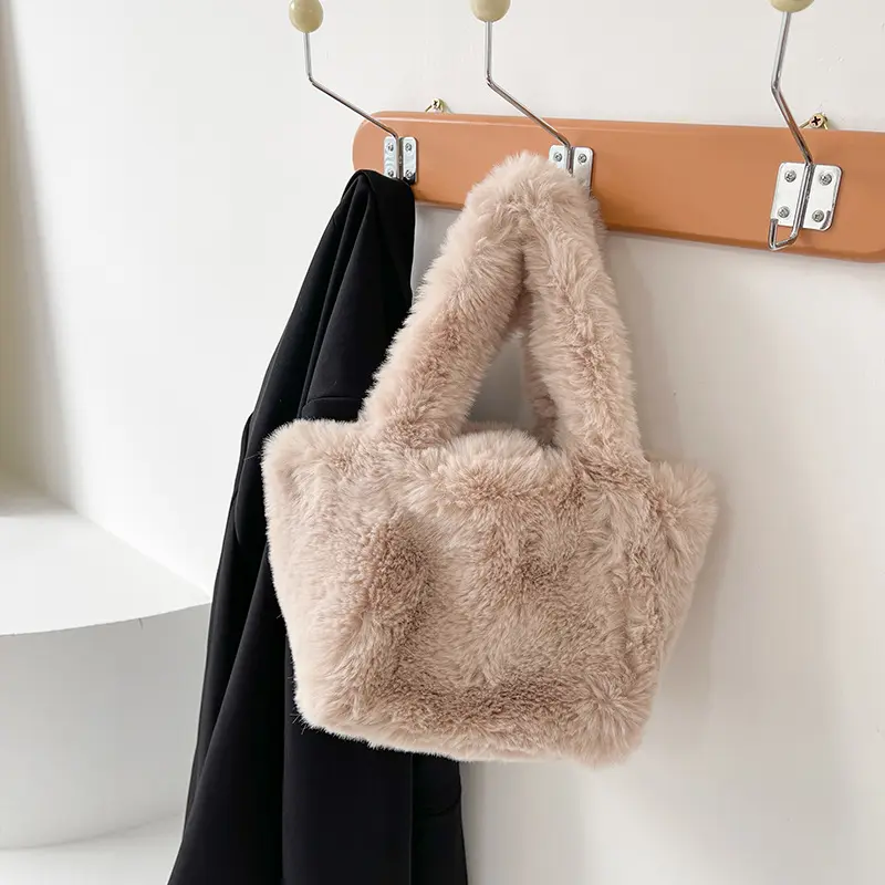 Custom Brown Winter Luxury Fashion New Cloud Dumpling Bag Faux Fur Bag Clutch Shoulder Messenger Bag