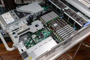 Servidor en Rack PowerEdge R7615 2U, AMD EPYC Serie 9004, 128 Núcleos, 3 TB de RAM DDR5, SSD NVMe, Alto Rendimiento, Computación Empresarial - Product Image 4