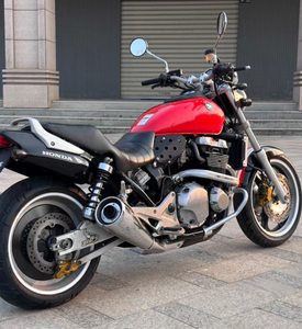 Motos <span class=keywords><strong>d</strong></span>'<span class=keywords><strong>occasion</strong></span> de grande cylindrée vendues au-dessus de 1000 cm³ - Product Image 3