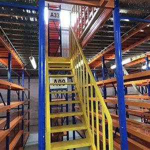 Paneles de tablero de piso entresuelo de acero Industrial de diseño libre Protección contra la corrosión Estante de almacén con metal ajustable para almacenamiento - Product Image 2