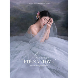 Strapless Tulle Ball Gown Empire Waistline Wedding Dress Vintage Style For Photo Studio Use - Product Image 1