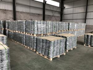 250m 500m par rouleau fil <span class=keywords><strong>barbelé</strong></span> de prison à bas <span class=keywords><strong>prix</strong></span> fil de fer <span class=keywords><strong>barbelé</strong></span> galvanisé à chaud électrique - Product Image 6