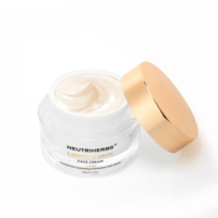 Marque privée Oem/Odm Neutriherbs Vente en gros Marques éclaircissantes Crème hydratante éclaircissante pour la peau