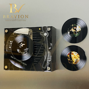 Boîte à musique rétro BRAVION en vinyle avec bras mobile, 3 disques, lecture automatique, aimant de réfrigérateur musical, cadeau personnalisable - Product Image 2