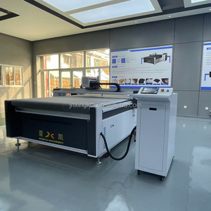 Máquina de <span class=keywords><strong>Corte</strong></span> de Cuero CNC Automática de Alta Velocidad con Adsorción al Vacío para Bolsas de Viaje e Interiores de Automóviles - Product Image 5