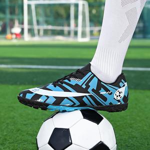 Chaussures <span class=keywords><strong>de</strong></span> football antidérapantes en gros, chaussures <span class=keywords><strong>de</strong></span> sport unisexes, crampons <span class=keywords><strong>de</strong></span> football, baskets basses, bottes pour jeunes, semelle extérieure en TPR synthétique - Product Image 3