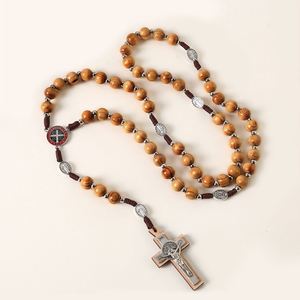 Rosario Católico con Cuentas de 10mm, Cruz de Jerusalén, Joyería de Madera Hecha a Mano - Product Image 1
