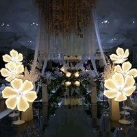 Décorations de scène de mariage, fond lumineux en fleurs, lampe de sol moderne en acrylique à LED