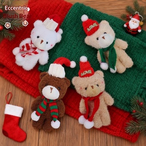 Lindo Oso de Peluche Navideño con Bufanda, Llavero de Peluche de Algodón PP, Mini Muñeco de Peluche, Regalos Navideños para Mujeres - Product Image 1