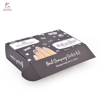 Emballage pliable de bonne qualité, boîte en papier à pression sur les ongles, emballage personnalisé pour vêtements, boîte postale ondulée avec logo