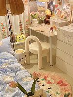 Tabouret de coiffeuse élégant en fer Bosi pour filles, chaise de maquillage mignonne, table de toilette tendance de luxe léger pour chambre à coucher