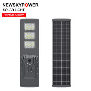 Réverbère <span class=keywords><strong>solaire</strong></span> mené intégré extérieur de réverbère <span class=keywords><strong>solaire</strong></span> <span class=keywords><strong>urbain</strong></span> commercial de <span class=keywords><strong>prix</strong></span> usine avec l'aluminium moulé sous pression 12 volts - Product Image 2