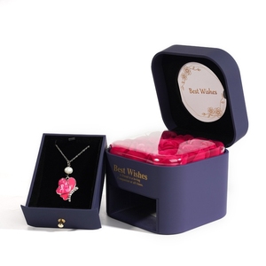 Boîte à bijoux Eternal Rose, boîte à bijoux avec logo, emballage cadeau pour la Saint-Valentin - Product Image 3