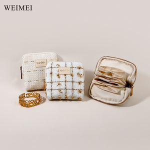 WEIMEI 8-Slot Tweed Jewelry Organizer for Rings <b>Necklaces</b> Bracelets Travel-Friendly Customizable Logo Square Bag Original Design - Product Image 1
