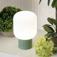 Lampe de table moderne tactile USB rechargeable sans fil blanc chaud LED E26 ampoule fer décoratif PC plastique pour salon salle de lecture
