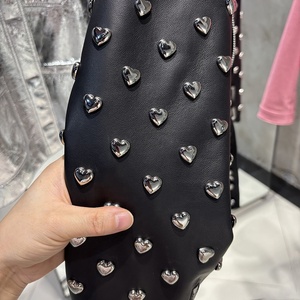 Veste en cuir tendance automne 2025 pour femmes, veste noire streetwear, veste en cuir véritable avec rivets - Product Image 3
