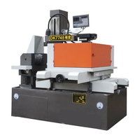 DK7745 économique 5 axes rapide dk77 cnc coupe-fil Edm Machine pour métal vitesse moyenne Edm coupe-fil contrôleur Max voyage