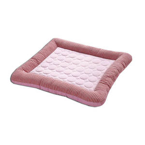 Tapis rafraîchissant pour animaux de compagnie Petop en gros – Tapis auto-refroidissant pour chiens et chats en tissu de soie glacée, antidérapant et imperméable, pour soulager la chaleur estivale - Product Image 5