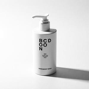 Bcdoon Jabón Líquido para Manos y Cuerpo 002 con Aroma a Hinoki, Fragancia Amaderada, Hidratante y Limpiador para Todo Tipo de Piel - Product Image 1