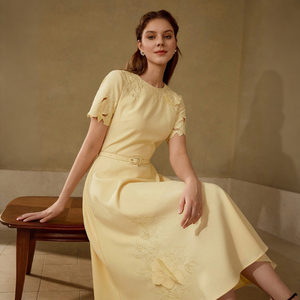 <span class=keywords><strong>Robe</strong></span> courte fluide à fleurs brodées pour femmes, décontractée, bohème, pour la plage, la fête d'été, douce et légère - Product Image 6