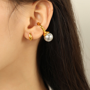 Fashion Stud Earrings Grey Pearl With Gold <b>Clip</b> Design For Party Wear Zinc Alloy Material - Product Image 4