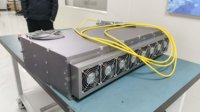 Laser fibre CW monomode CS Tec 3 kW refroidi par air pour la découpe à distance, découpe d'arbres