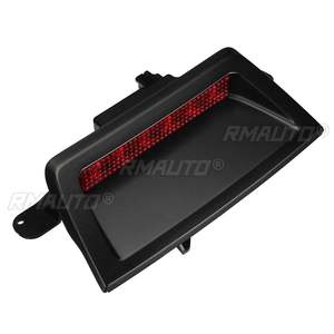 Haute qualité 300 LED voiture arrière haut niveau troisième 3ème feu stop haut montage feu stop pour <span class=keywords><strong>Chrysler</strong></span> 300 <span class=keywords><strong>300C</strong></span> <span class=keywords><strong>2005</strong></span> 2006 2007 - Product Image 2