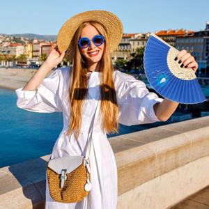 Éventail à main en bambou imprimé de mariage personnalisé de haute qualité - Product Image 3