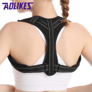 <span class=keywords><strong>Aolikes</strong></span> สนับสนุนกลับ<span class=keywords><strong>เข็มขัด</strong></span><span class=keywords><strong>ไหล่</strong></span>สําหรับผู้ชายและผู้หญิงกลับท่าC Orrectorสําหรับกีฬาและทํางาน - Product Image 4