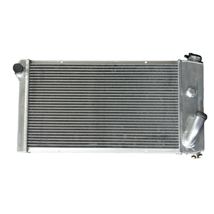 Radiador de aluminio para Chevrolet Vega / Pontiac Astre 1971-1977 - Product Image 3