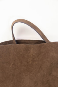 Bosnia Chamois Lady Winter Women's Shoulder <b>Bags</b> Luxury Designer Vintage <b>ZIP</b> Closure High Quality Rivet Frosted Dumpling <b>Tote</b> - Product Image 4