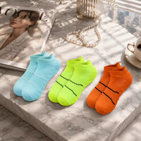 Chaussettes de sport unisexes à séchage rapide, 3 paires, ODM, courtes, haute élasticité, pour la course à pied, pour femmes et hommes
