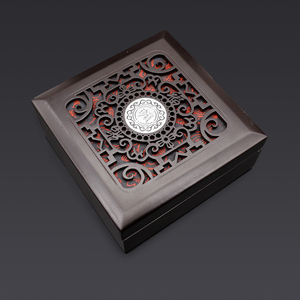 Hộp Trưng Bày Đồng Xu Thử Thách Vàng Quà Tặng Chất Lượng Cao Hộp Đồng Xu Nhung Sang Trọng Màu Xanh Bạc Gỗ Thách Thức Tùy Chỉnh - Product Image 5