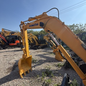 รถขุดไฮดรอลิกแบบตีนตะขาบ Komatsu PC30 ขนาด 3.1 ตัน รถขุดมือสอง Komatsu ของแท้ รถขุดขนาดเล็กกะทัดรัดสำหรับขาย - Product Image 4