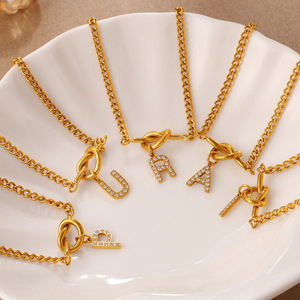 Collier pendentif lettre mode européenne et américaine, entièrement serti de diamants, en acier inoxydable, chaîne de clavicule, bijou cadeau pour femme - Product Image 2
