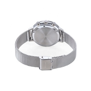 นาฬิกาข้อมือควอตซ์โครโนกราฟสแตนเลสสตีลหรูหราสำหรับผู้หญิง ออกแบบขายดีออนไลน์ ขายส่ง รับผลิตตามสั่ง เป็นของขวัญ - Product Image 6