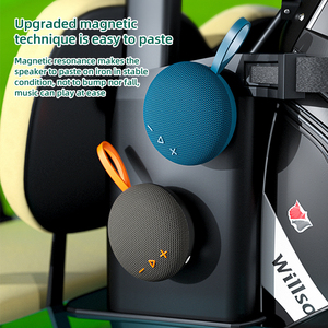 OEM V8 portátil al aire libre inalámbrico 1200Mah BT5.4 altavoz para juegos RGB luz reproductor de música con pantalla LED altavoz Subwoofer - Product Image 3