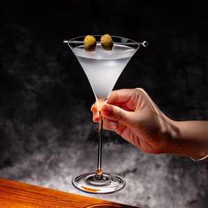 Verre à cocktail triangulaire ultra-fin en cristal, style japonais <span class=keywords><strong>Kimura</strong></span>, avec pied, pour bar haut de gamme, idéal pour les fêtes, créatif et écologique - Product Image 5