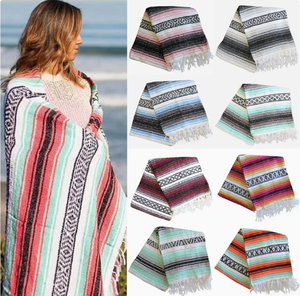 Manta Mexicana con Flecos Geométricos, Estilo de Chal Tejido con Flecos, Tapete de Playa para Picnic, Manta de Yoga - Product Image 1