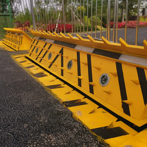 Blocco di sicurezza stradale per parcheggio idraulico retrattile con telecomando sicuro - Product Image 6