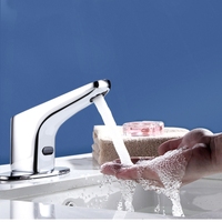 Robinet d'eau automatique sans contact avec capteur pour salle de bains Morden à prix réduit Mélangeurs de lavabo avec capteur automatique Robinet infrarouge Robinet à induction