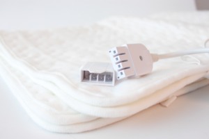 2024 Nieuwe Trend Ultrasone Elektrische Onderdeken, 0-1-2-3-0 Warmte-Instellingen, Niet-Geweven Stof, 150*80Cm, Snelle Verwarming - Product Image 6